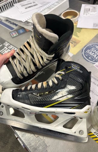 CCM Tacks 4092 (Used) Junior Size 4.5 Ice Hockey Goal Goalie Skates jr Intermediate INT