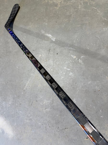 Warrior Covert QR6 Pro, Pro Stock Hockey Stick Grip W03 Right 85 Flex 8925