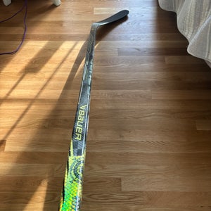 Senior Bauer Proto-R Right Handed Hockey Stick P92M 70 Flex Pro Stock (Used)