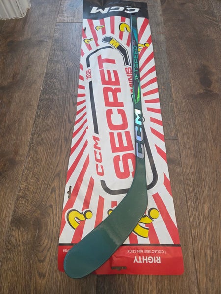 Youth CCM 2025 SECRET Mini jetspeed FTW Right Handed Hockey Stick Less Than 30 Flex (New)