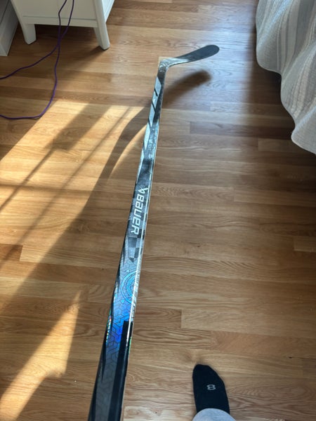 Senior Bauer Proto-R Right Handed Hockey Stick P92 70 Flex (Used)