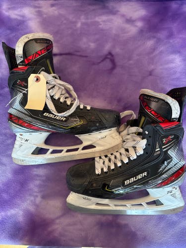 Senior Bauer Vapor 2X Pro Hockey Skates 7.5 (Used)