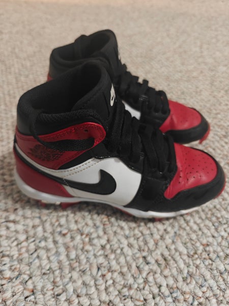 Jordan Mid 1 Multisport Cleat Red