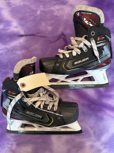 Junior Bauer Vapor 2X Pro Hockey Goalie Skates Regular Width Size 3 (Used)