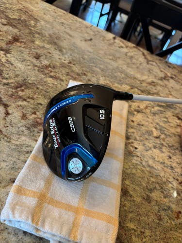 2021 Tour Edge Hot Launch C522 Right Handed Driver Regular Flex 10.5 Loft (Used)