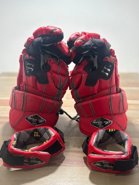 Warrior Macdaddy Lacrosse Gloves