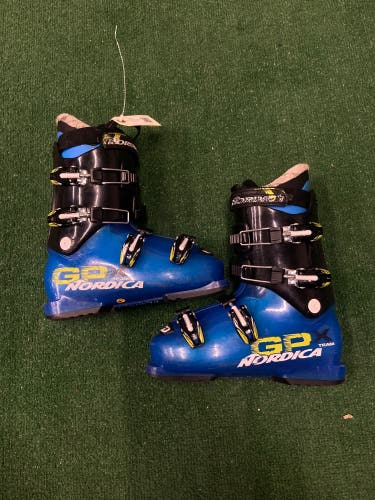 Mondo 25 & 25.5 Nordica GPX Team Ski Boots (Used)
