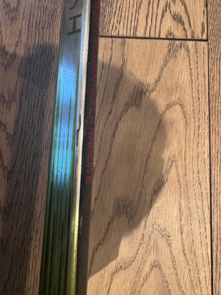 Intermediate Bauer Vapor Hyperlite 2 Left Hand Hockey Stick P92 40 Flex (Used)