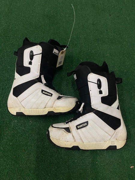 Men's Size 10.0 Burton Moto Snowboard Boots (Used)