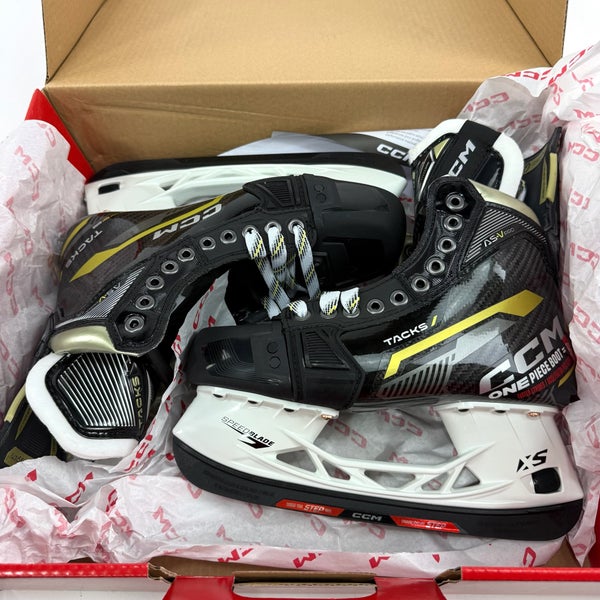 New CCM Tacks ASV Pro Skates | Intermediate 6.5 Wide | F432