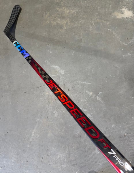 CCM JETSPEED FT7 PRO, Pro Stock Hockey Stick Grip P90M 85 Flex Right 1671