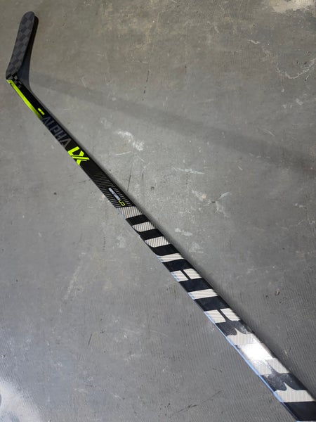 Warrior Alpha LXPRO Pro Stock Hockey Stick Grip 85 Flex W01 Curve Right 1682