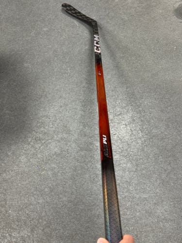 Senior CCM JetSpeed FT8 Pro Left Hand Hockey Stick P29 70 Flex (New)