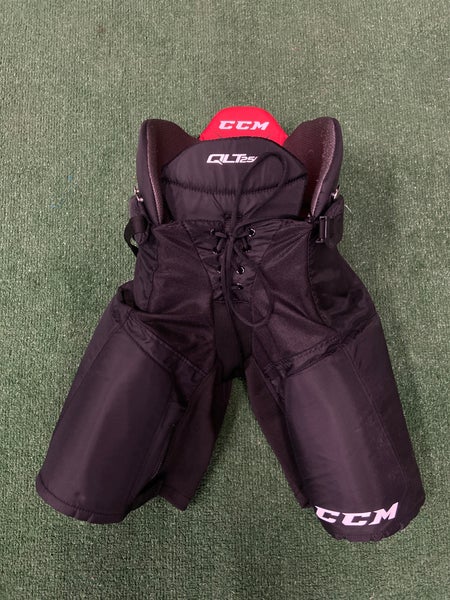 Black Junior XL CCM QLT 250 Hockey Pants (Used)