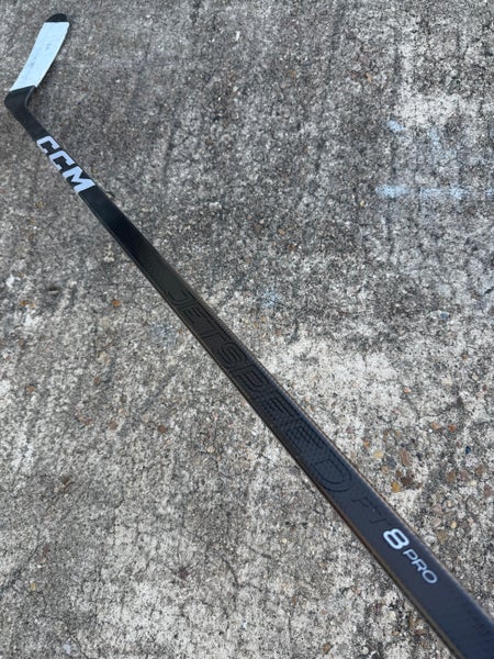 CCM JETSPEED FT8 PRO Pro Stock Hockey Stick Grip P90m 100 Flex Right 1626