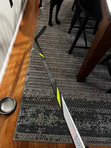 Senior Bauer Nexus Tracer Right Handed Hockey Stick P28M 82 Flex Pro Stock (New)