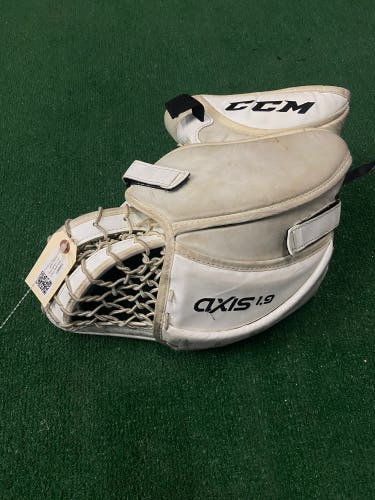 White Senior CCM Axis 1.9 Goalie Glove Regular (Used)