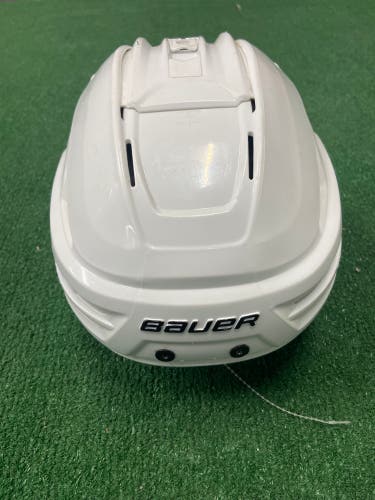 White Medium Bauer Re-Akt 85 Helmet (Used)
