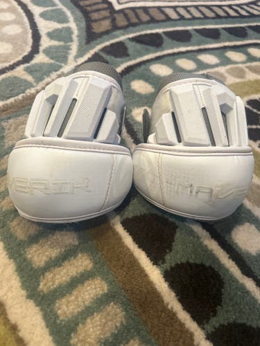 Medium/Large Adult Maverik Max Arm Pads (Used)