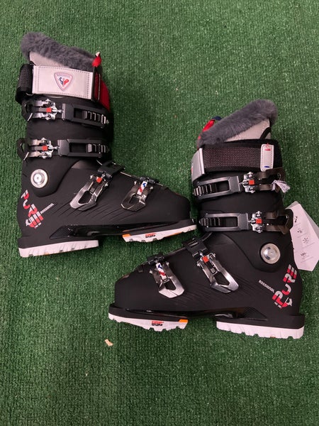 Mondo 24 & 24.5 Rossignol Pure Pro 100 Ski Boots Medium Flex (New)