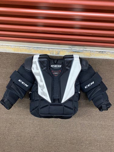 INT Large CCM EFlex 5.9 Goalie Chest Protector