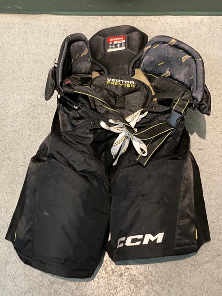 Black Senior Medium CCM Vector Hockey Pants (Used)