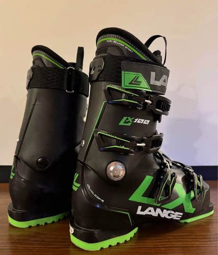 Mondo 25 & 25.5 Unisex Lange LX100 Ski Boots Medium Flex (Used)