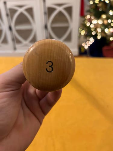 Marucci Custom model Bat (-3) 30 oz 33" (Used)