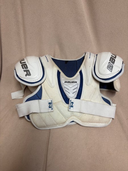 Men's Large/Extra Large Senior Bauer Nexus 4000 Shoulder Pads (Used)