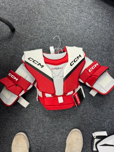 Small / Medium CCM YTFlex 3 Goalie Chest Protector (New)