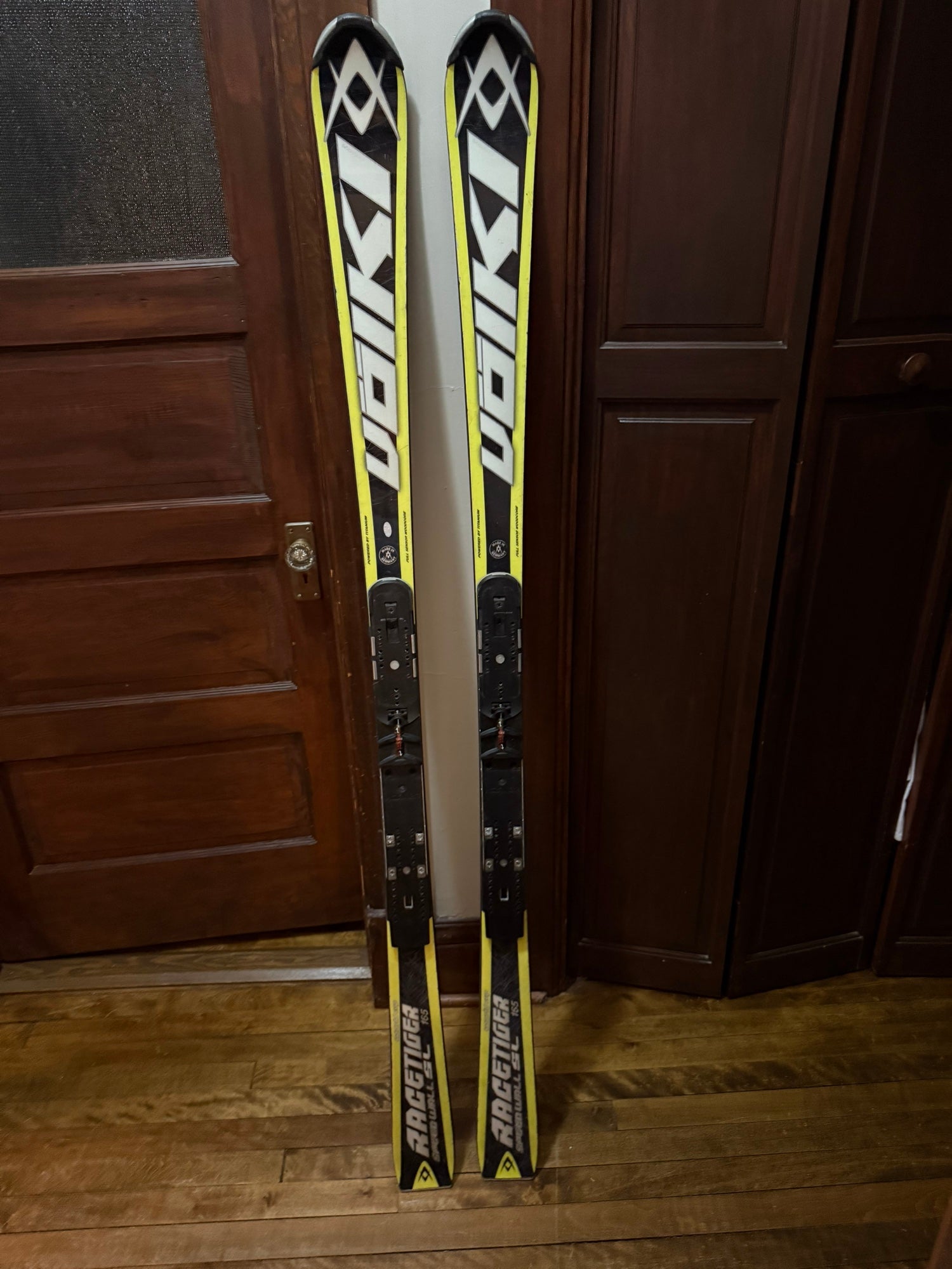 Used 2022 Volkl 165 cm Racing Racetiger SL Skis Without Bindings