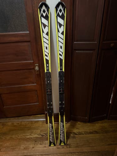 Volkl Racetiger SL 165 cm Racing Skis (Used)