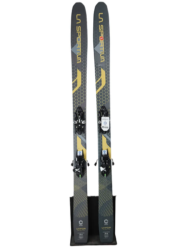 NEW La Sportiva Vapor Svelte 178cm Skis with Fischer Dynafit Bindings