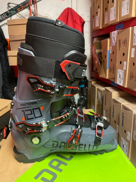 Mondo 28 & 28.5 Men's Dalbello Panterra 120 ID Ski Boots Stiff Flex (New)