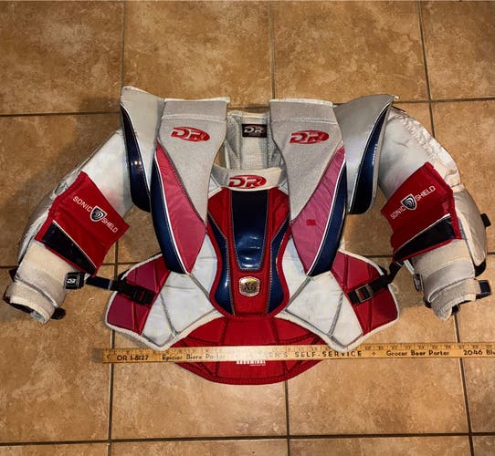 DR Magnum X6 Goalie Chest Protector Medium