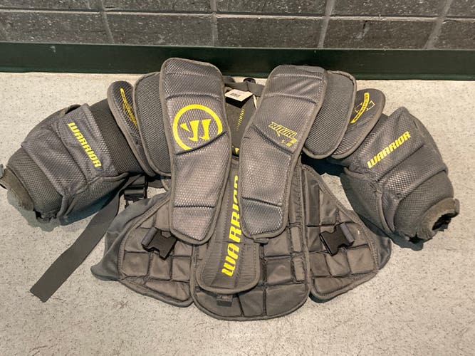 Junior Small / Medium Warrior Ritual Goalie Chest Protector (Used)