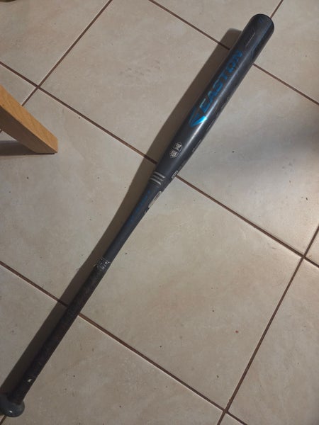 2018 Easton Ghost Composite Bat (-11) 22 oz 33" (Used)