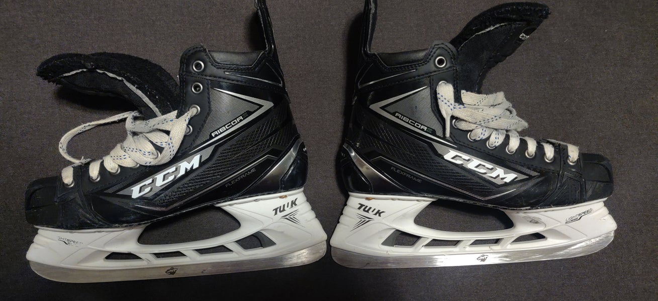 CCM Ribcor 80K Hockey Skates Regular Width Pro Stock 11 tuuk light speed edge holdes(Used)