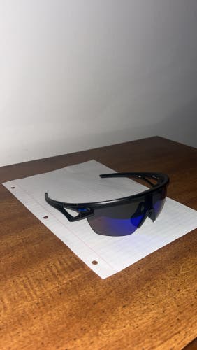 Blue Men's Adult One Size Fits All Oakley Sunglasses (New)