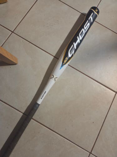 2022 Easton Ghost Composite Bat (-10) 23 oz 33" (Used)