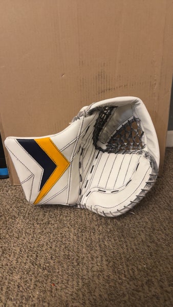 NEED GONE!!! Kevin Lankinen True Catalyst Px3 glove