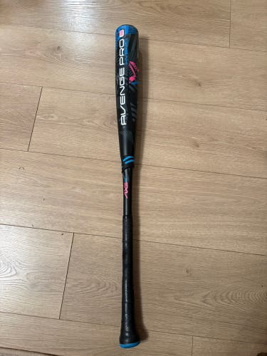 AXE Avenge Pro Hybrid Bat (-3) 28 oz 31" (Used)