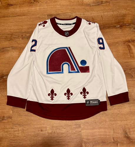 Men’s Nathan MacKinnon Colorado Avalanche Jersey Reverse Retro 1.0 Jersey (M)