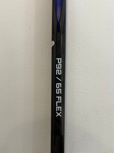 Intermediate Bauer Vapor FlyLite Left Hand Hockey Stick P92 65 Flex (New)