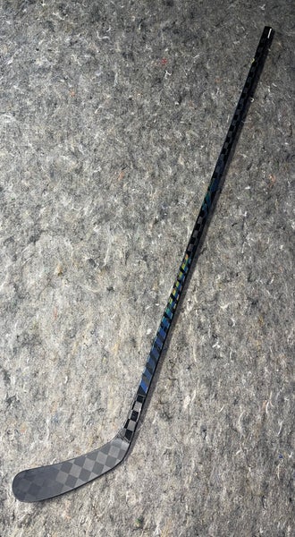 New Washington Capitals Pro Stock Alpha LX2 PRO Hockey Stick 85 flex W77