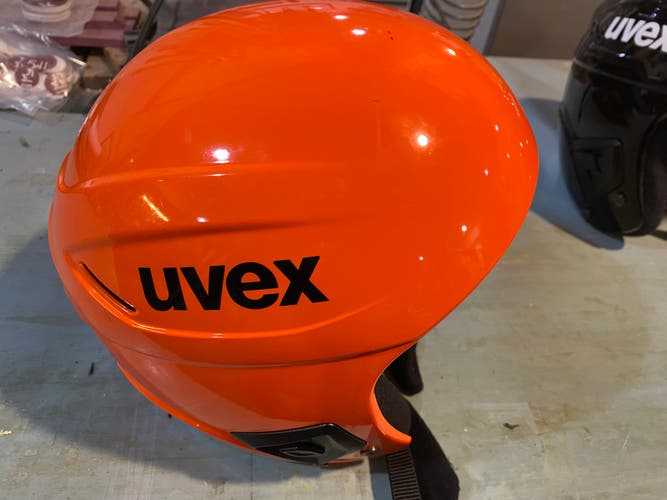 Large UVEX Race + Helmet (Used) FIS Legal