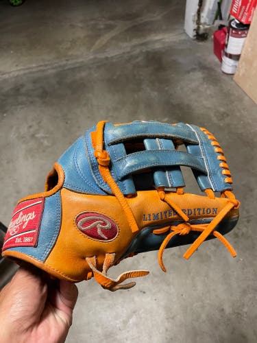 2023 Rawlings Heart of the Hide RH Outfield Baseball Glove 12.75" (Used)