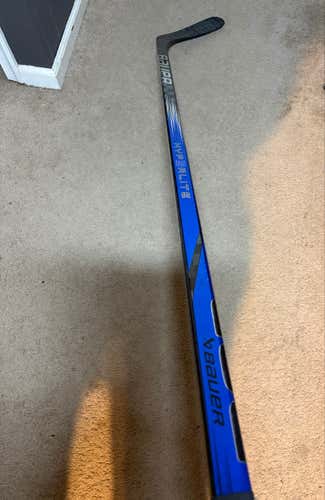 Senior Bauer Vapor Hyperlite 2 Right Handed Hockey Stick P92 95 Flex (Used)