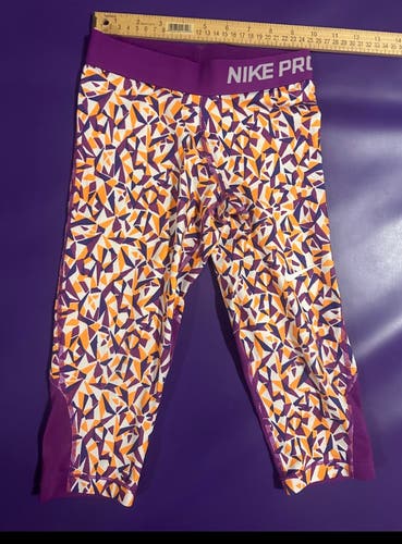 Purple Small Girls Nike Pro Compression (Used) leggings Capri