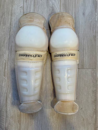 Vintage Hockey Player Shin Guards (LOUiSVILLE)